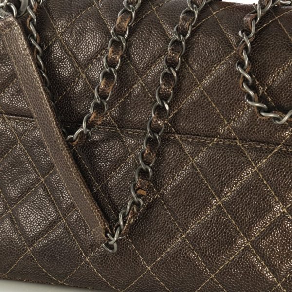 Easy Flap Jumbo Caviar Leather Bag - Image 7