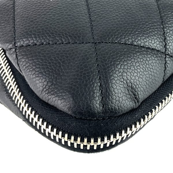 Expandable Zip Caviar Leather Shoulder Bag - Image 5