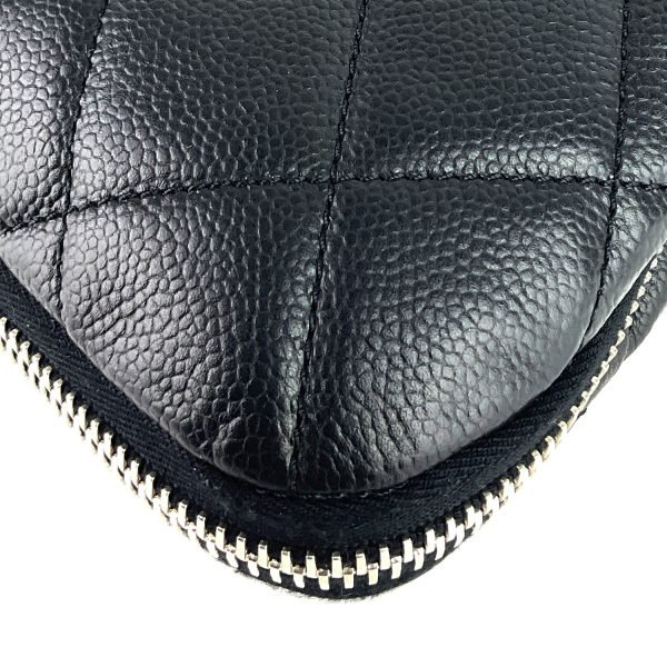 Expandable Zip Caviar Leather Shoulder Bag - Image 8