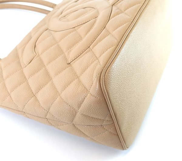 Medallion Quilted Caviar Leather Tote Bag - Image 5