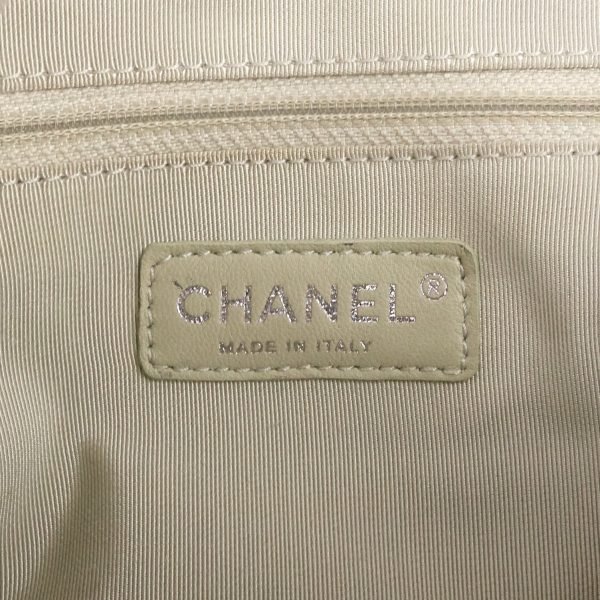 Chain Around Large Lambskin Leather Flap Bag - Image 7