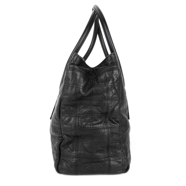 Square Stitch LAX Lambskin Leather Tote Bag - Image 4