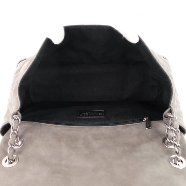 Leather XL Classic Flap Shoulder Bag - Image 11